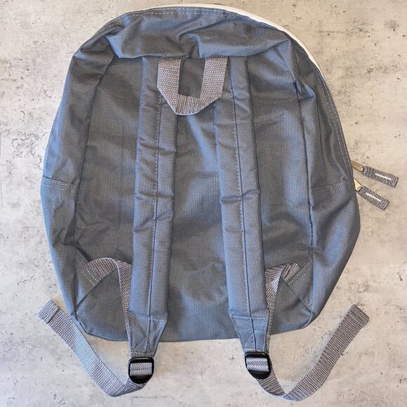 Wexford Gray and White Basic Backpack - Picture 7 of 13